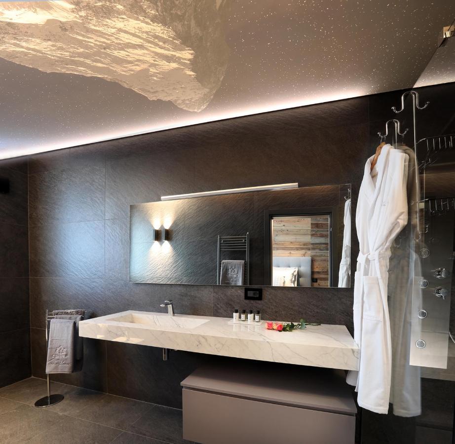 Chalet Blanc Cervinia Bed & Breakfast Breuil-Cervinia Exterior photo